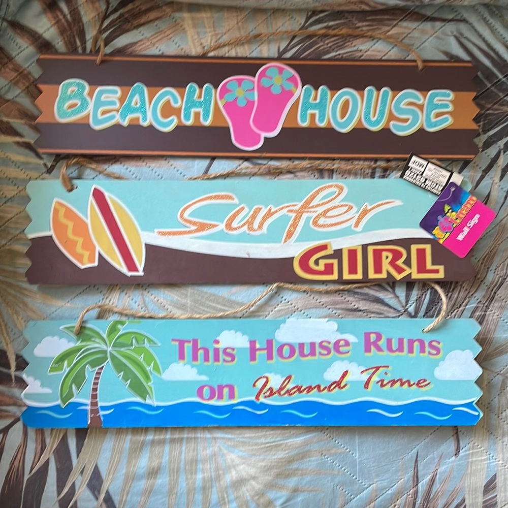 Beach & Island hanging signs, set of 3